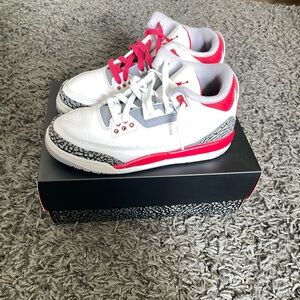 Jordan 3 fire red